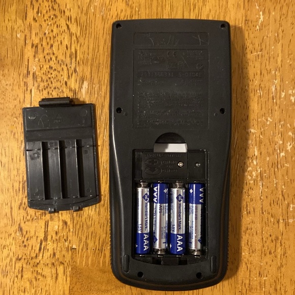 Texas Instruments TI-83 Plus - Picture 5 of 6